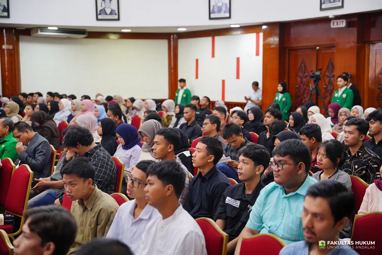 Foto 20 Orasi Ilmiah dan Sidang Terbuka Dies Natalis ke-75 FH UNAND