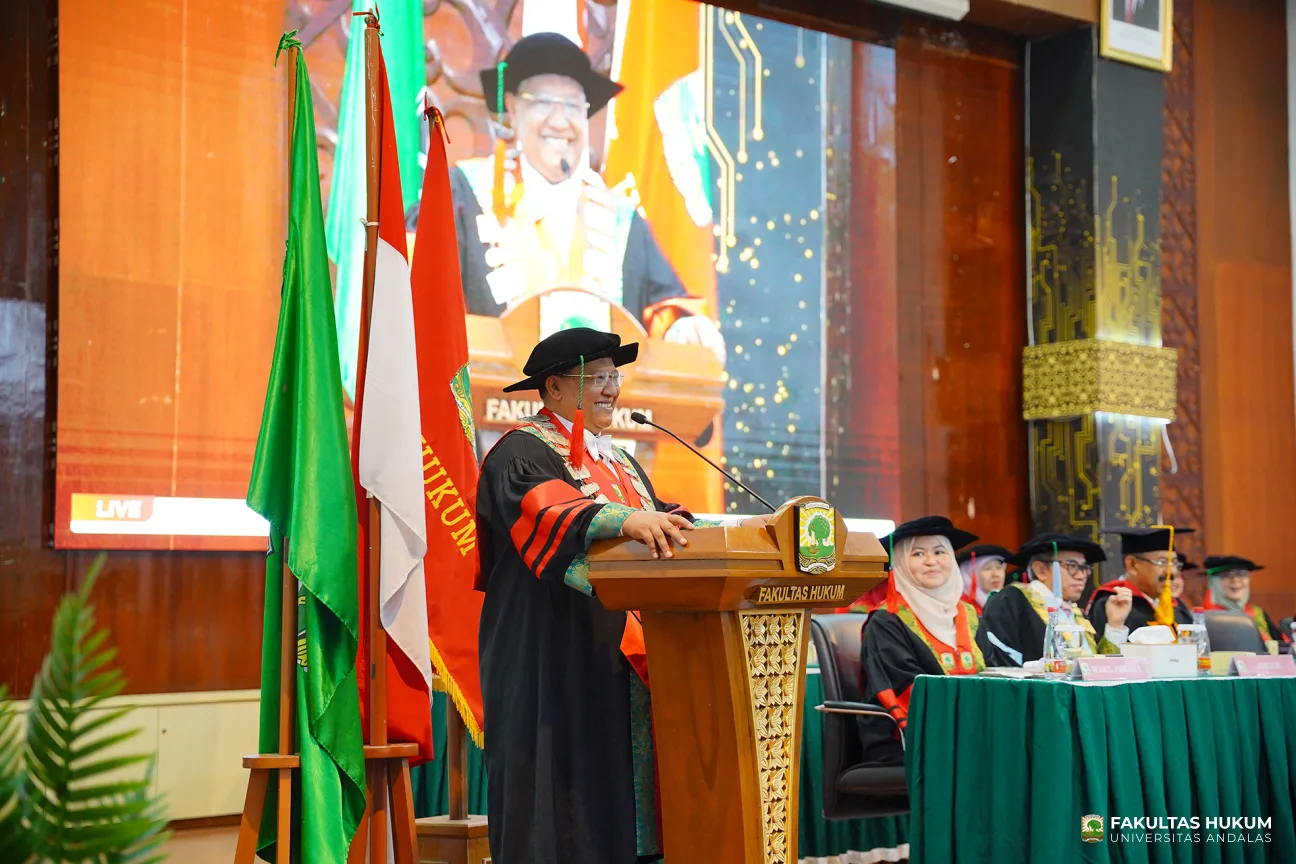 Foto 22 Orasi Ilmiah dan Sidang Terbuka Dies Natalis ke-75 FH UNAND