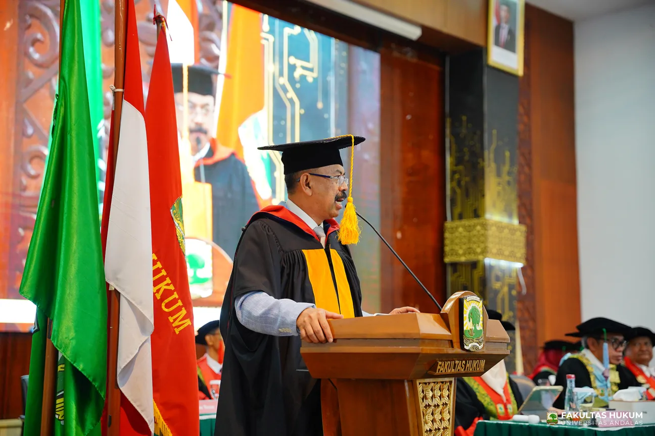 Foto 27 Orasi Ilmiah dan Sidang Terbuka Dies Natalis ke-75 FH UNAND