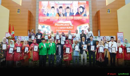 Fakults Hukum UNAND meluncurkan dan membedah 56 buku karya...