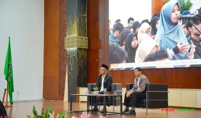 Foto 12 Kuliah Umum dengan tema 